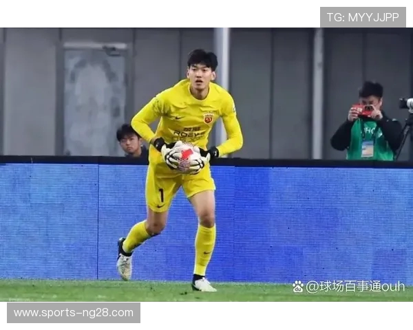 颜骏凌的成长轨迹与中国足球守门员的未来展望解析 颜骏凌的成长轨迹与中国足球守门员的未来展望解析