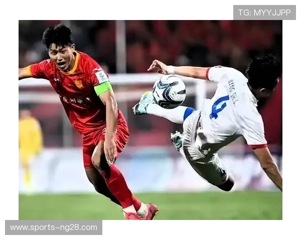 中国男足亚预赛再创佳绩主场逆转取胜展现球队全新斗志与凝聚力 中国男足亚预赛再创佳绩主场逆转取胜展现球队全新斗志与凝聚力