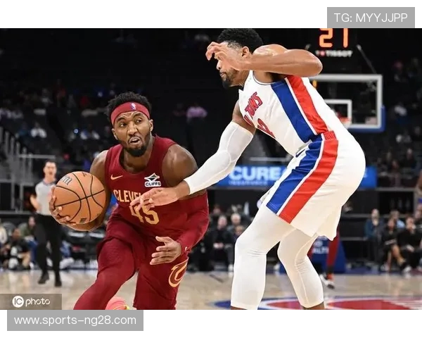 活塞迎战骑士双方焦点对决 球队状态与战术博弈成关键 活塞迎战骑士双方焦点对决 球队状态与战术博弈成关键