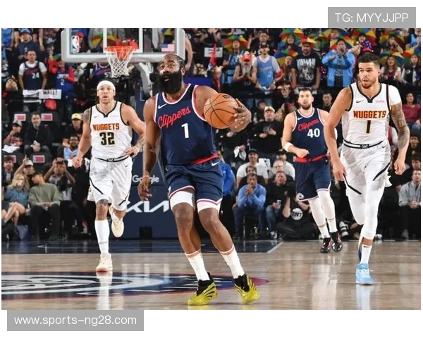 2017年NBA季后赛快船与勇士的激烈对决回顾与分析