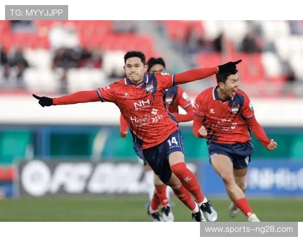 浦项制铁迎战大邱FC争夺韩国足球联赛关键三分之战